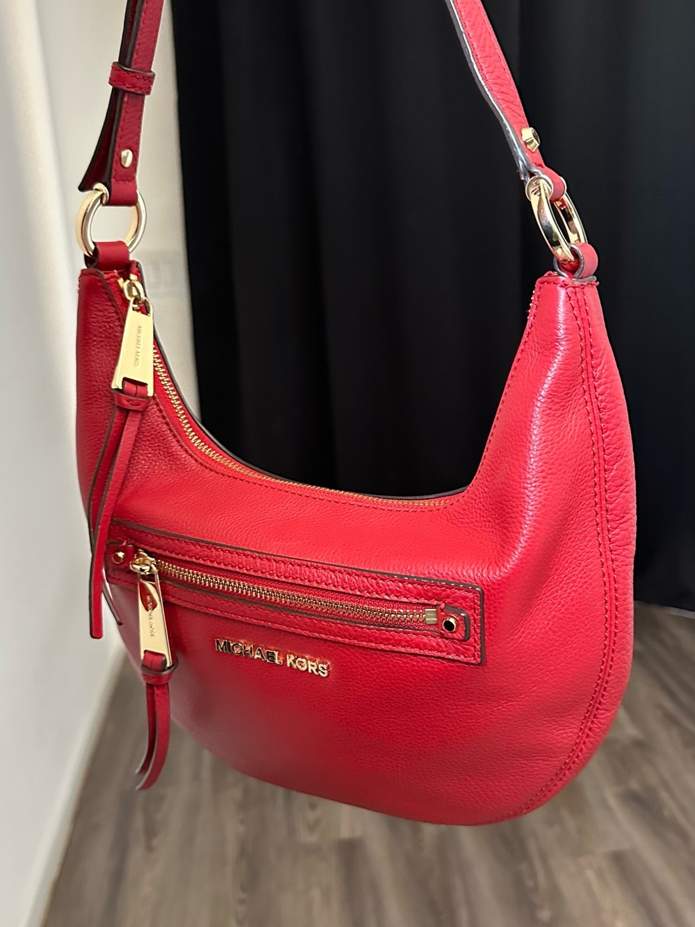 NWOT Red Michael Kors Rhea Pebbled Leather Hobo Bag - Picture 4 of 7